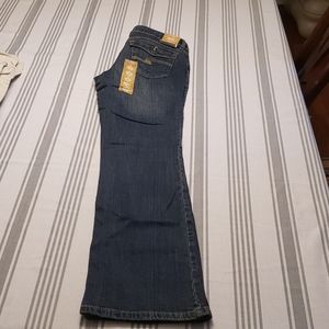 Arizona jeans - size 9 - NWT - boot cut